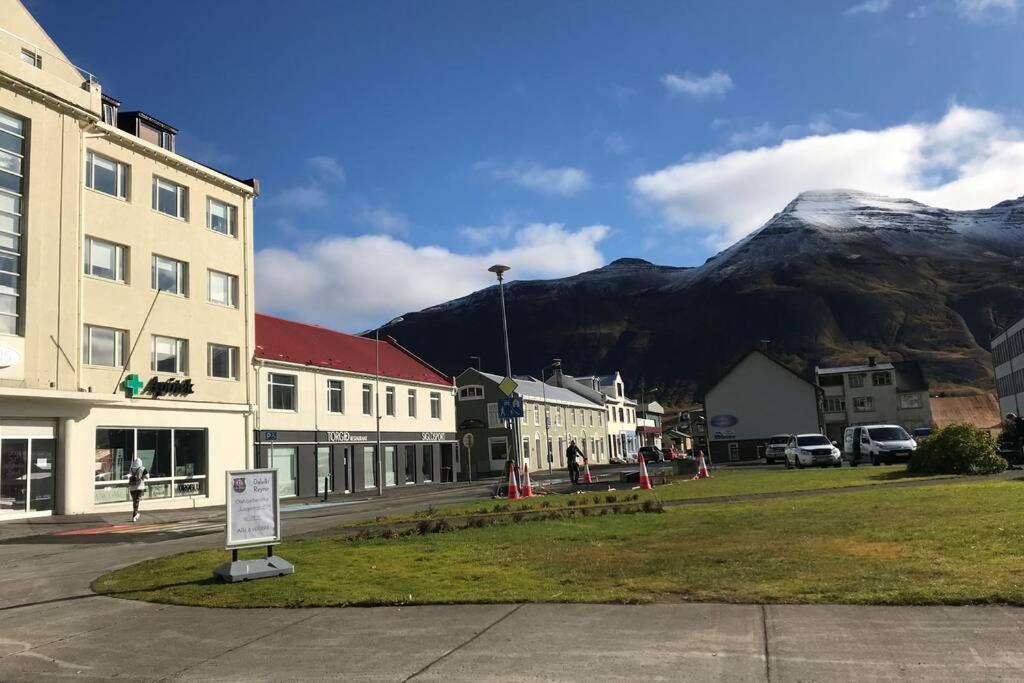 House With A Warm Soul In North Iceland Siglufjordur Exterior foto